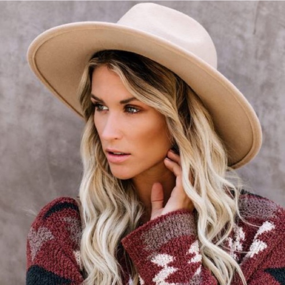 NWT Vici wide brim felt hat